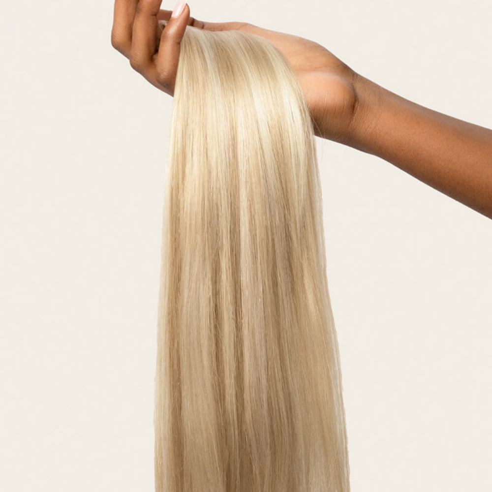 Milk & Blush Clip in Extensions (Brand New) - Light Blonde Highlighted, 20"